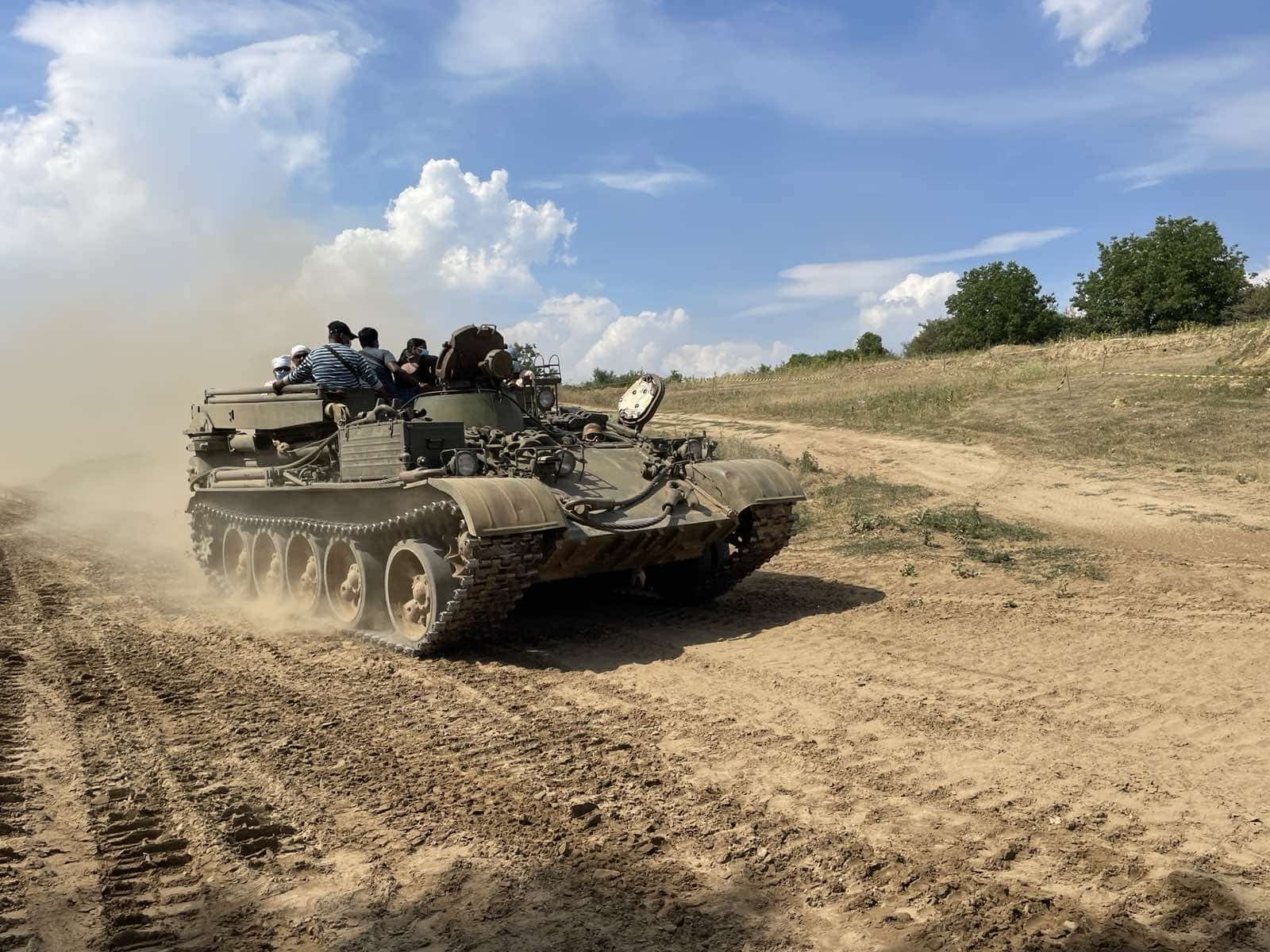Tank Driving – VT55